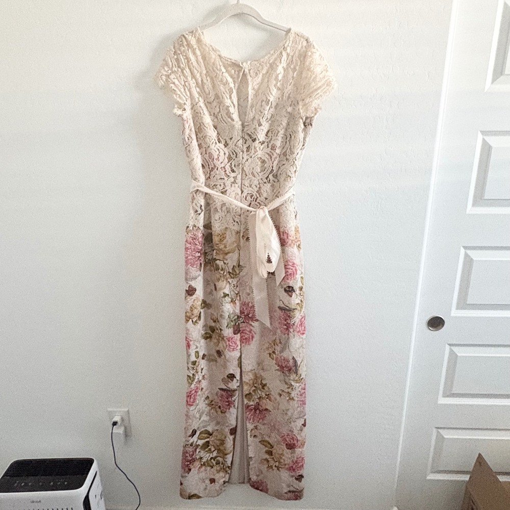 Adrianna Papell Floral Lace Maxi Dress Ivory Pink Cap Sleeve Formal Gown Size 8 - Picture 6 of 10